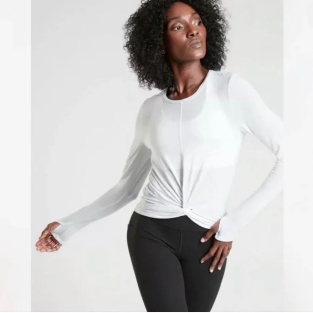 NWT Athleta Essence Twist Top White Size 1X